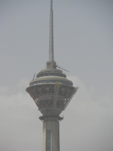 Milad Tower Teheran - veredelt mit Signapur da keine Befahranlage m&ouml;glich
