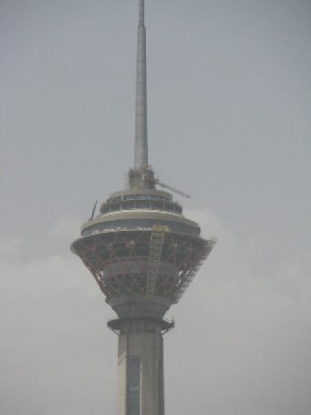 Milad Tower Teheran - veredelt mit Signapur da keine Befahranlage möglich